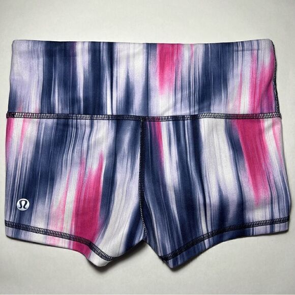 Lululemon Boogie Short in Mirage Deep Indigo / White - Picture 3 of 6